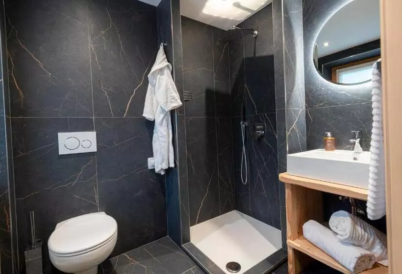 Отель Baita Velon