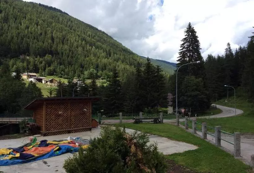 Отель Baita Velon