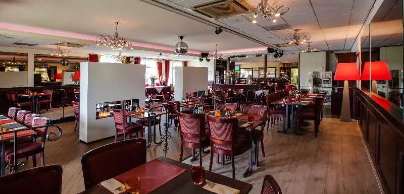 בית מלון כפרי Resort Citta Romana