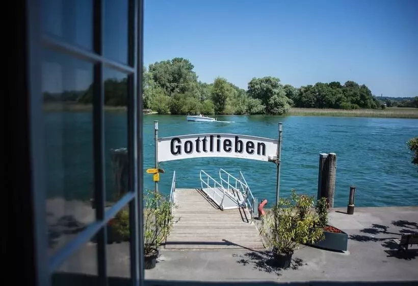 ホテル Drachenburg & Waaghaus