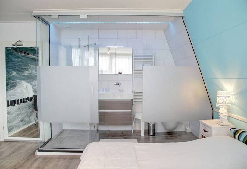 בית מלון כפרי Kijkduin