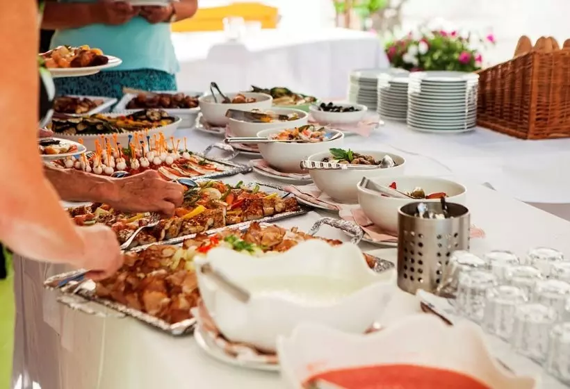 호텔 Mariasteinerhof