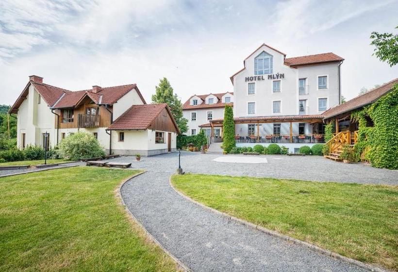 ホテル Mlýn Velehrad