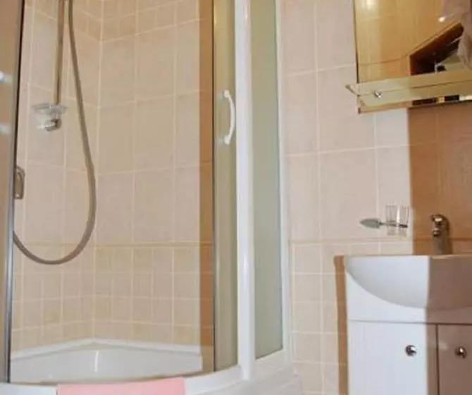 ホテル Na Dvoryanskoy