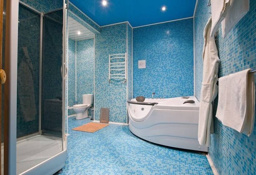 ホテル Na Dvoryanskoy