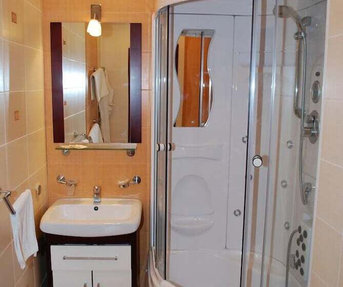 ホテル Na Dvoryanskoy