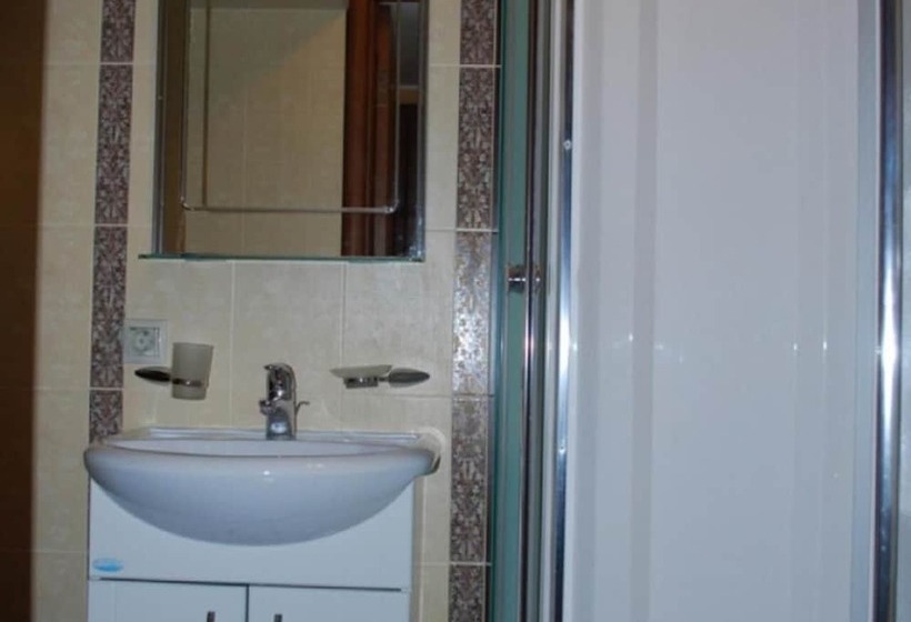 ホテル Na Dvoryanskoy