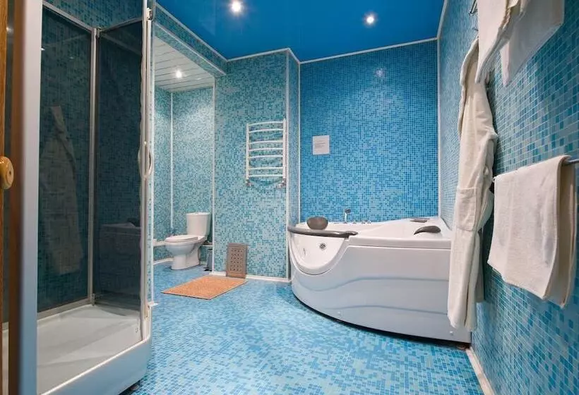 ホテル Na Dvoryanskoy