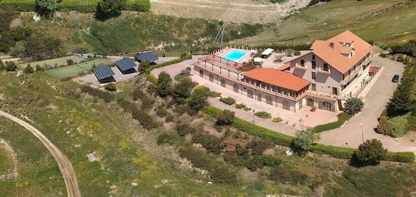 فندق Pigna D Oro Country