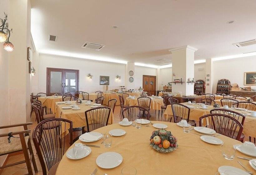 فندق Pigna D Oro Country