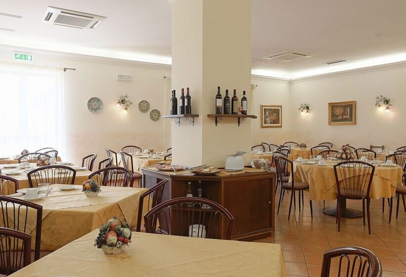 فندق Pigna D Oro Country