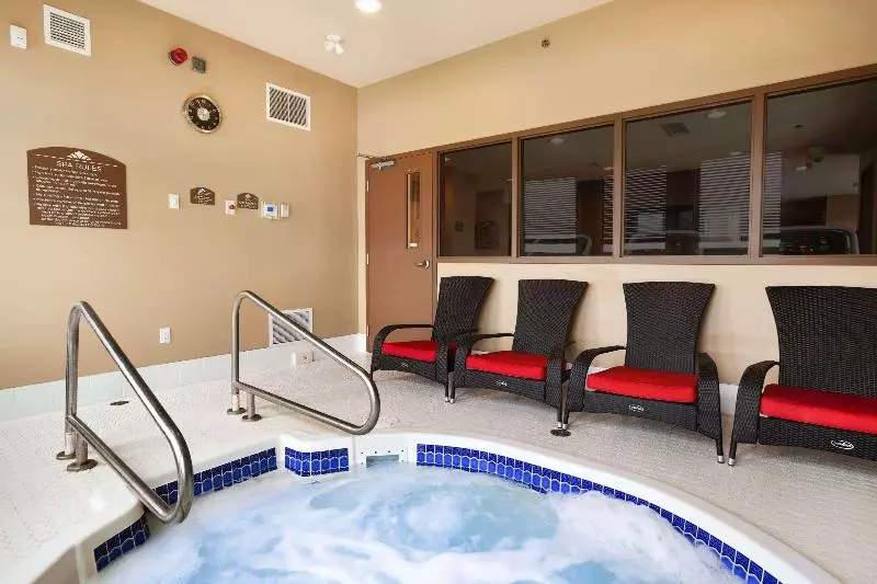 Microtel Inn & Suites By Wyndham Blackfalds Red Deer North