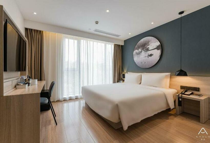 Atour Light Hotel Nantong West Youth Road