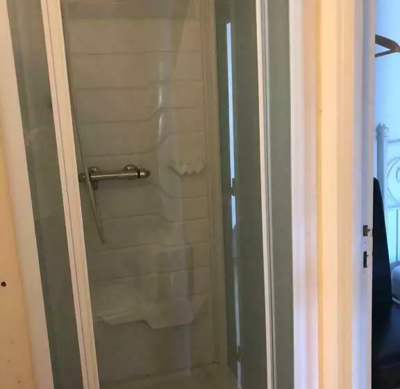 ベッドアンドブレックファースト Fleur D’iris