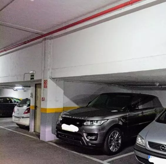 Cozy Apartment & Free Parking