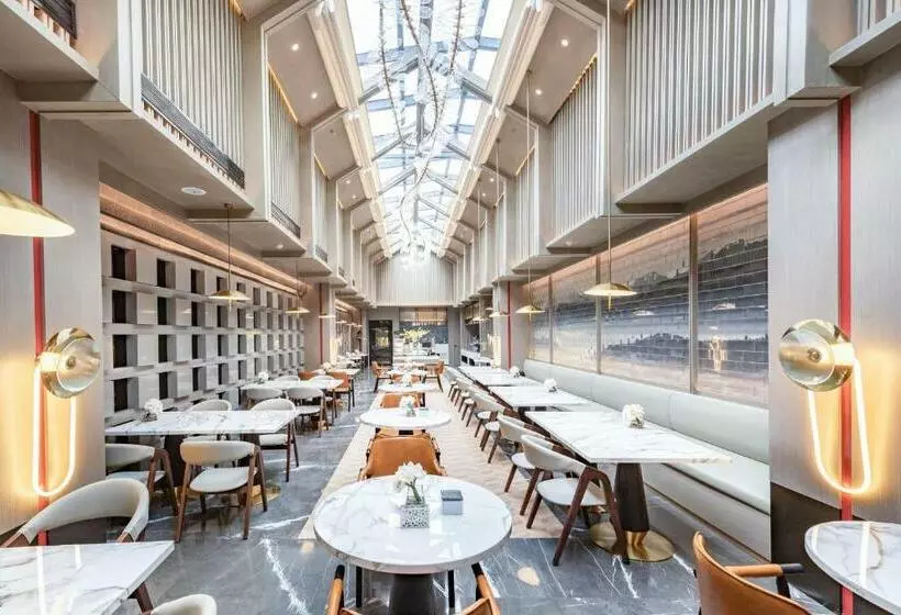 Atour Hotel Yuzhong Yuci Incity