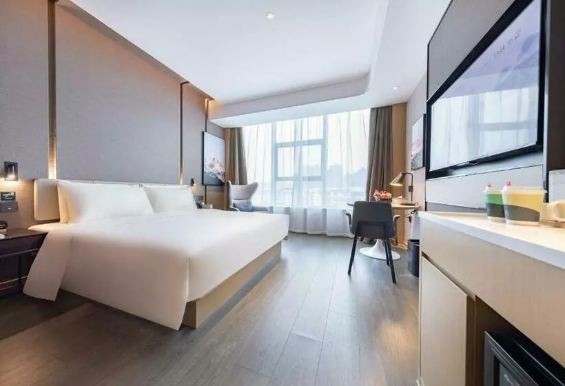 Atour Hotel Yuzhong Yuci Incity