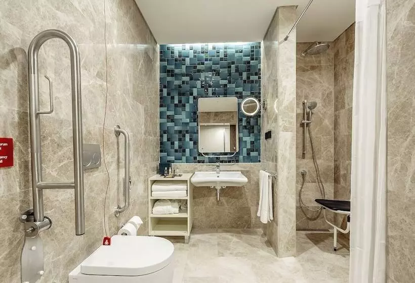 ホテル Dedeman Kartepe Kocaeli