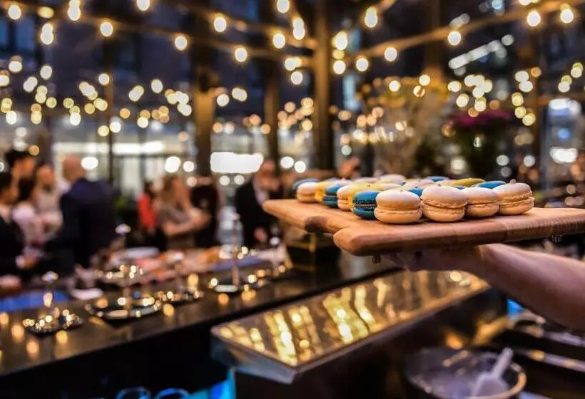 ホテル Dedeman Kartepe Kocaeli