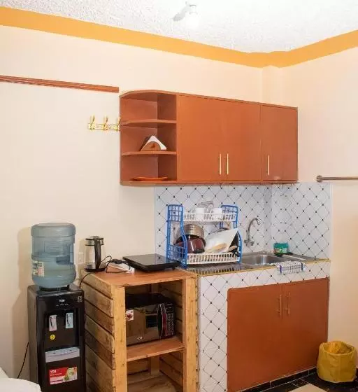پانسیون Shalom Apartments