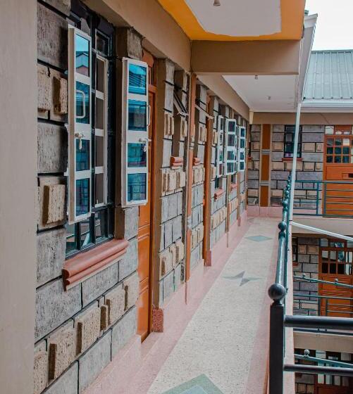 پانسیون Shalom Apartments