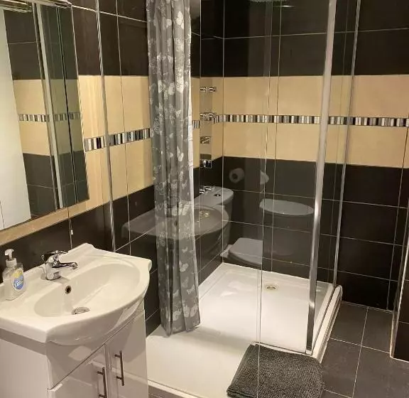 St Pauls Rd   Townhouse Accommodation