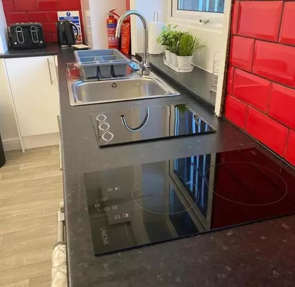 St Pauls Rd   Townhouse Accommodation