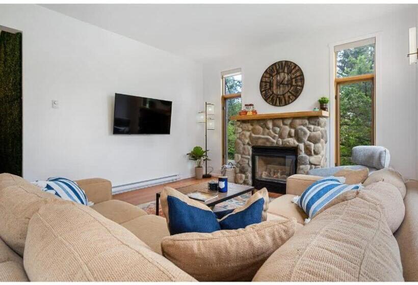 Chardonnay Chalet I Fireplace I Mountain View I Tv