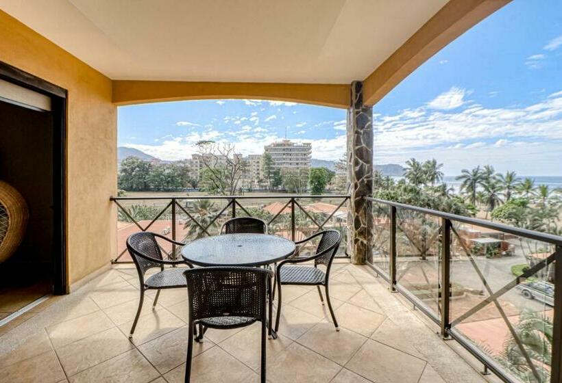 فندق Bahía Encantada H4