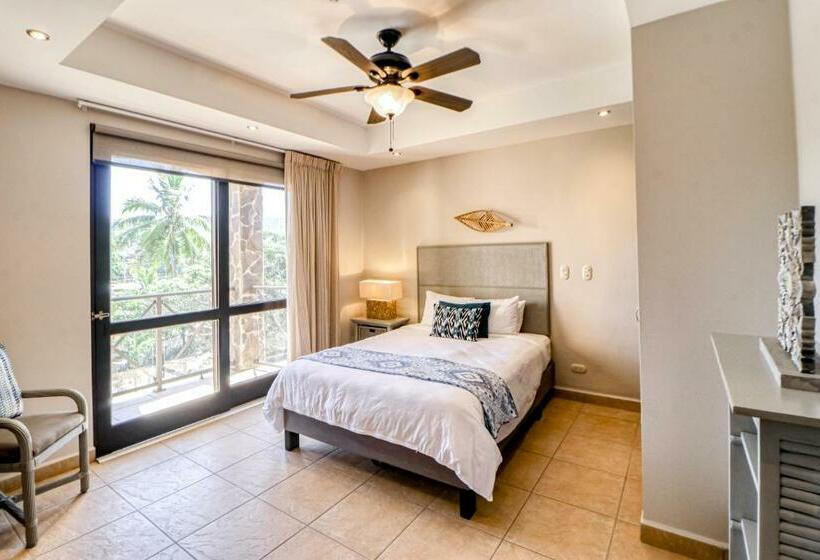 فندق Bahía Encantada H4