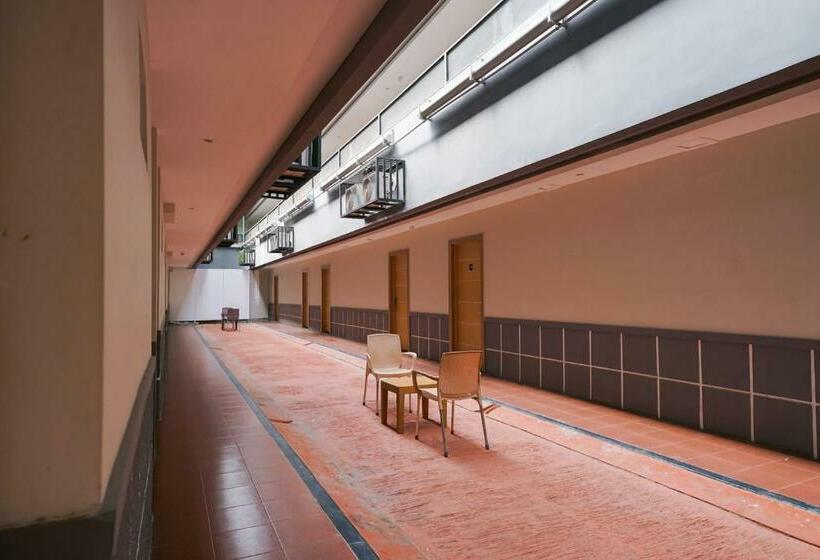 Sans Hotel Rumah Kita Daan Mogot By Reddoorz