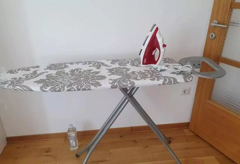 Lijepo Pozicioniran Stan, Atrakcije Blizu