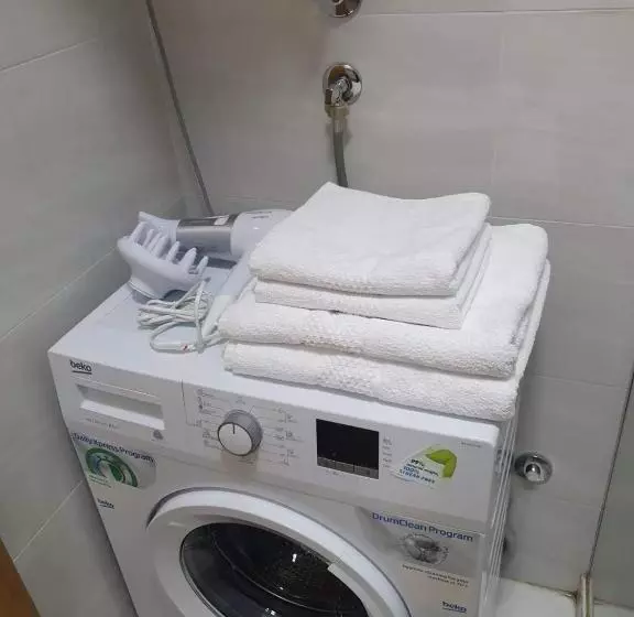 Lijepo Pozicioniran Stan, Atrakcije Blizu