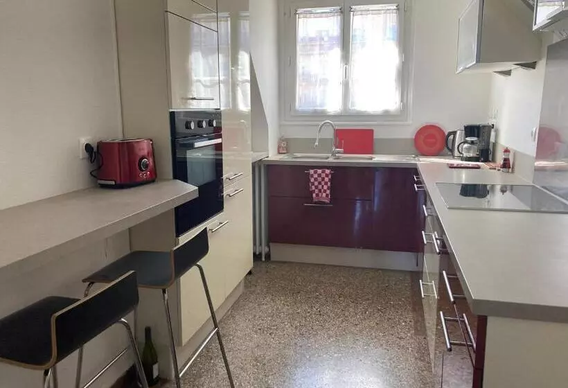 Appartement 85 M2 Centre Ville Entièrement Rénové