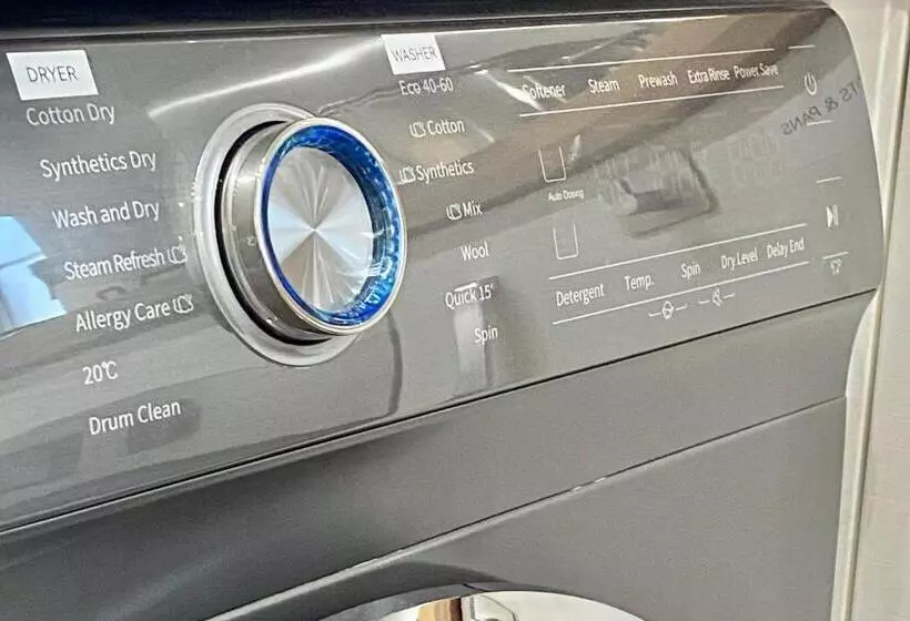 Entire Home: Bicester Village 10min Walk