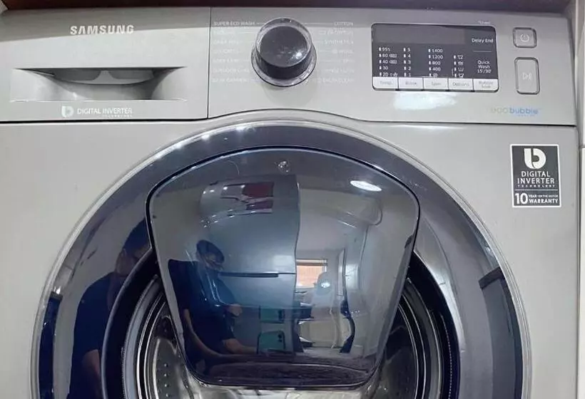 Entire Home: Bicester Village 10min Walk