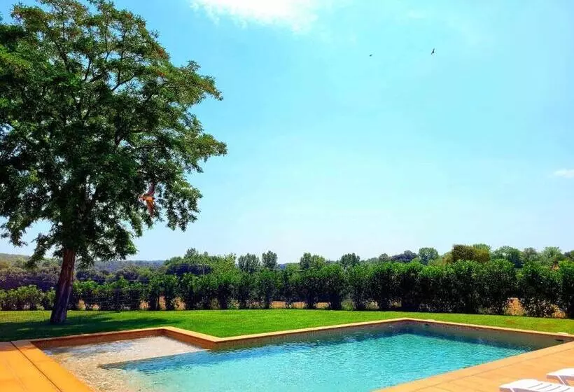 Masía Restaurada Con Piscina Privada28 Pax