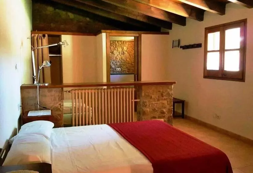 Masía Restaurada Con Piscina Privada28 Pax