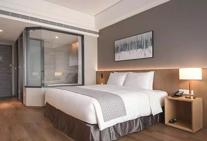 هتل Grand Banyan