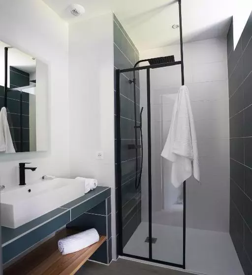 Hotelli Hôtel Les Vignes
