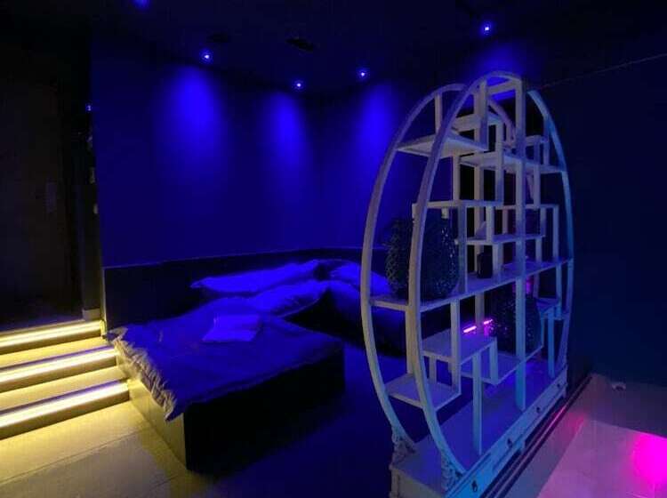 هتل Residenze Romano Ristorante & Spa Albergo Diffuso Red