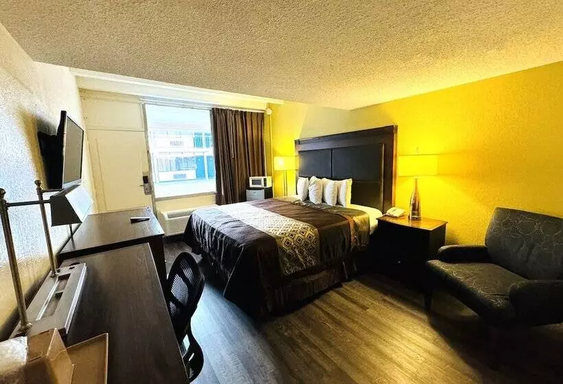モーテル James River Inn & Suites