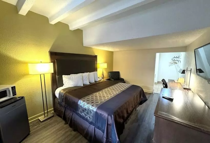 モーテル James River Inn & Suites