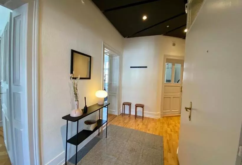 Stadtjuwel Mit Pfänderblick