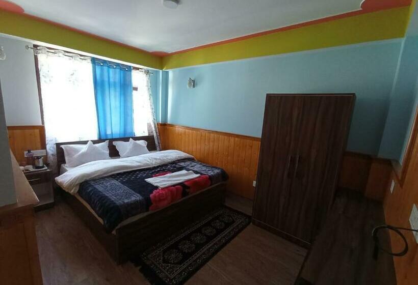 مبيت وإفطار Tseten S Inn