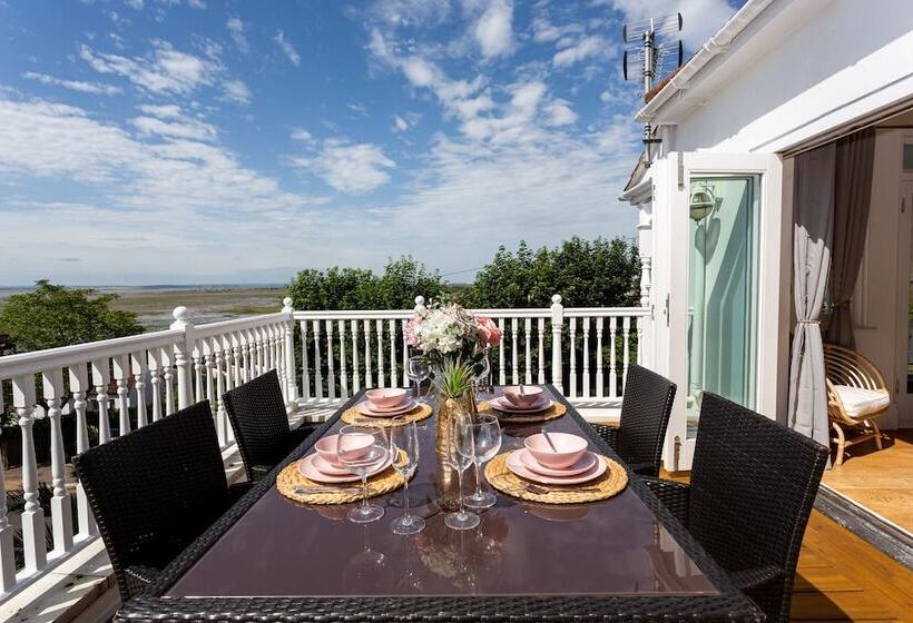 Estuary View By Sorted Stay