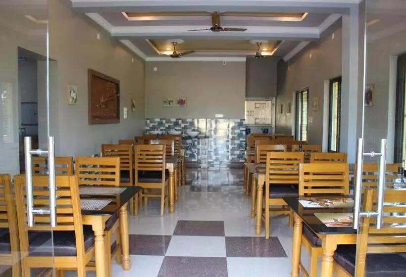 ホテル Aappayan Guest House & Restaurant