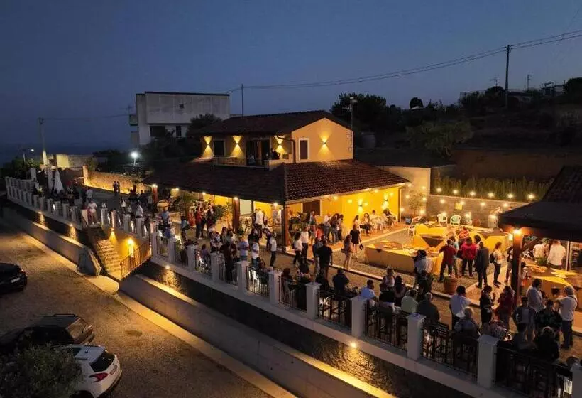 ホテル Agriturismo Bella Vista   Da Carmelo