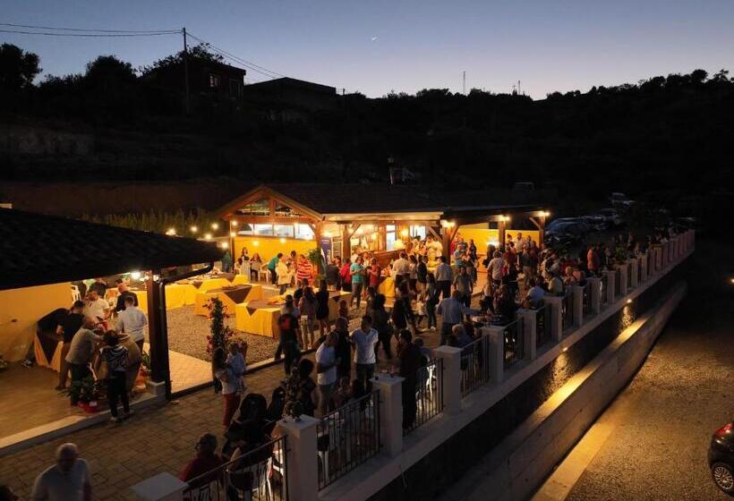 Отель Agriturismo Bella Vista   Da Carmelo