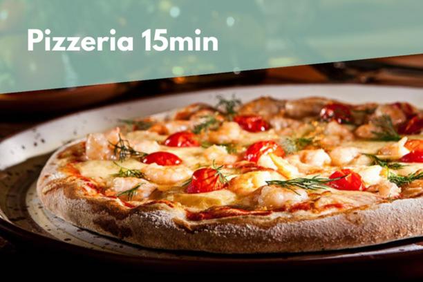 Idéal Couple Jacuzzi Et Jolie Cour Intérieure